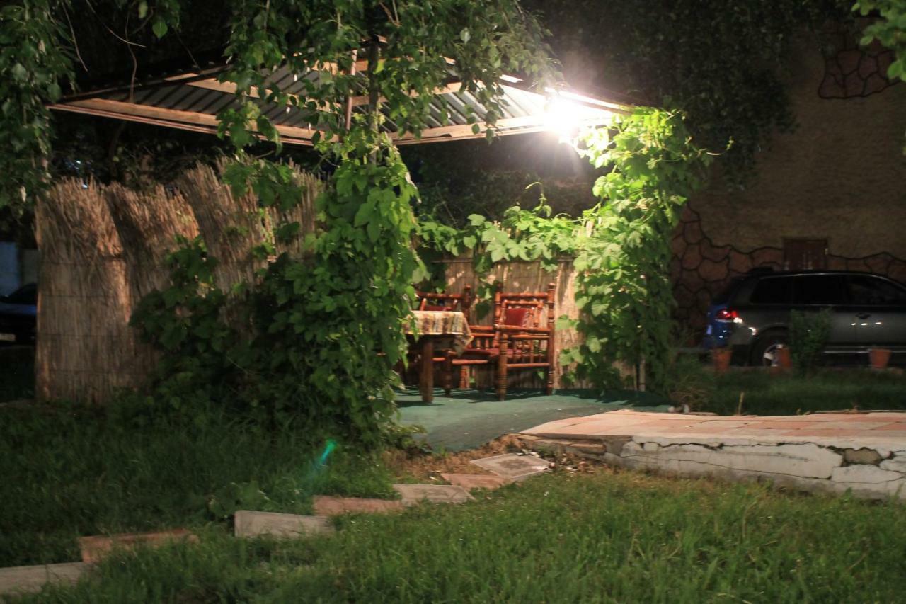 Oazis Noratus Exterior foto